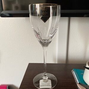Two(2) new Lenox 8 ounce wine glasses